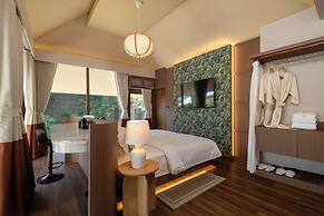 J Valley Resort