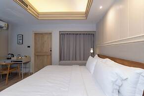 J Valley Resort