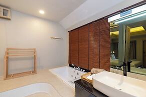 J Valley Resort