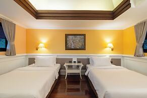 J Valley Resort