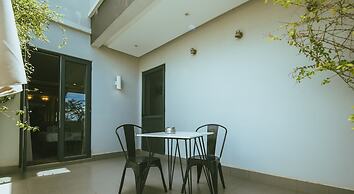 Hotel Five.S