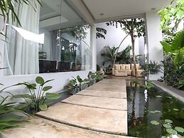 Hotel Five.S
