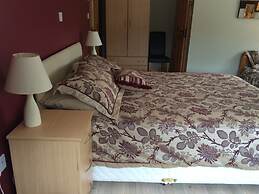 Plantation Lodge B&B