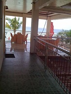 Aizawa Beach Resort