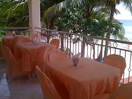 Aizawa Beach Resort