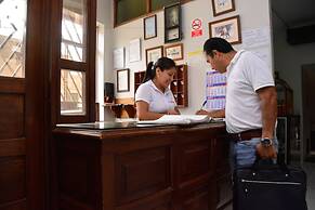 Hotel Jorge Chavez