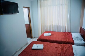 Hotel Jorge Chavez