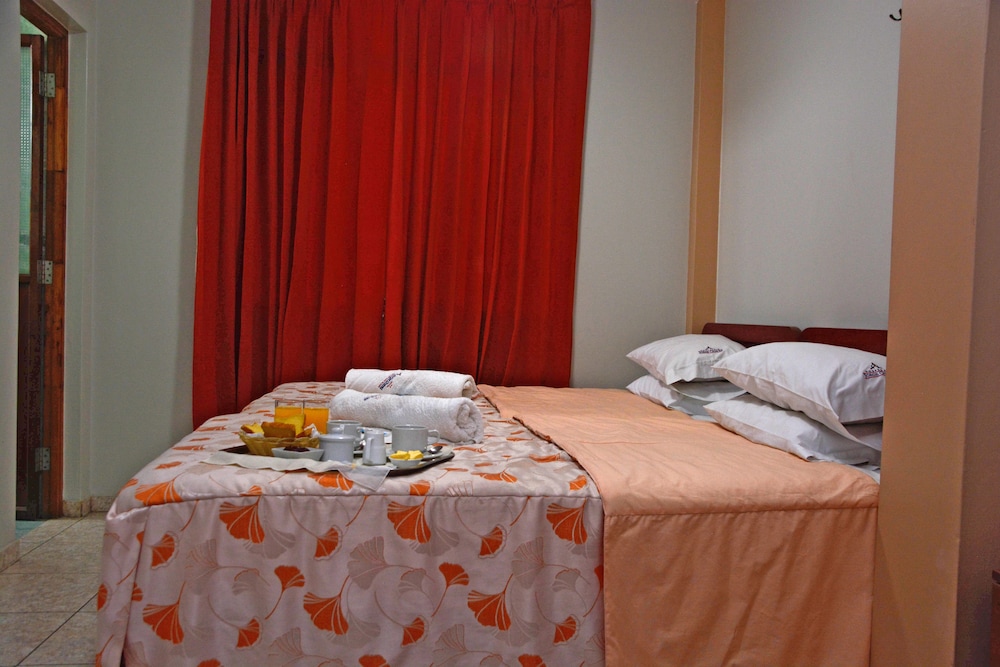 Hotel Jorge Chavez
