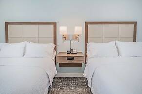Hampton Inn & Suites Panama City Beach-Beachfront