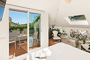 Molo Luxury Suites Puerto Banus