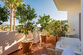 Molo Luxury Suites Puerto Banus