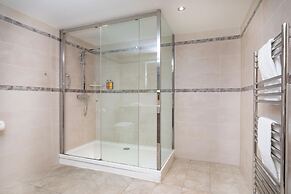 Belgrave Sands Hotel & Spa