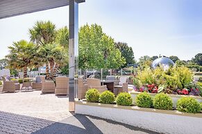 Belgrave Sands Hotel & Spa