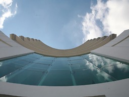 Wyne Hotel