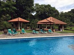 Cabanas Rio Encantado