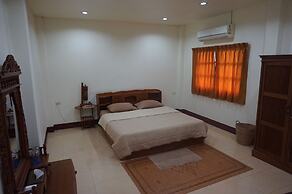 Fahluang Resort