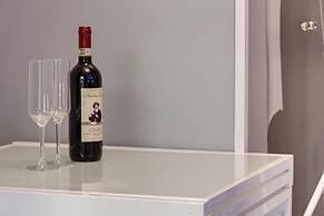Dolce Vita Suites