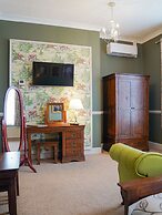 Old Hall Hotel