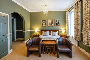 Old Hall Hotel
