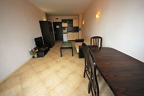 Menada Sunset Beach 4 Apartments