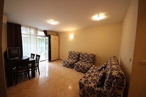 Menada Elit IV Apartments