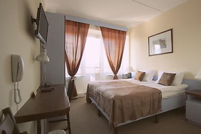 Phlogiston Hotel
