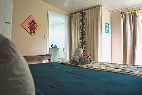 Te Ava Piti Lodge