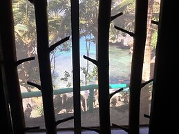 Turtle Cove Island Resort