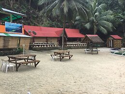 Turtle Cove Island Resort
