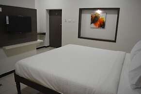 Hotel Sownthariyam