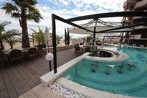 Menada Golden Rainbow Apartments