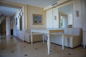 Menada Golden Rainbow Apartments