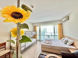 Menada Miramar Palace Apartments