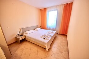 Menada Royal Sun Apartments
