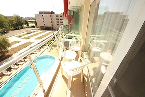 Menada Global Ville Apartments