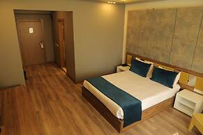 The Duman Hotel