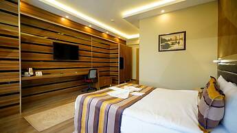 The Duman Hotel