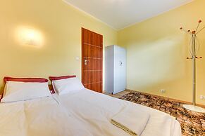 Rent a Flat Apartments - Torunska 18