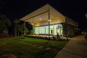 Bluemoon Riverside Resort