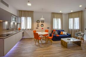 Gran Marina Suites