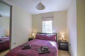 3 Varis Apartments