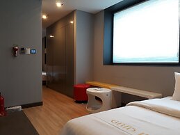 Grid Inn