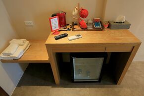 Station 100m B&B