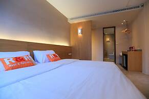Station 100m B&B