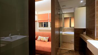Station 100m B&B
