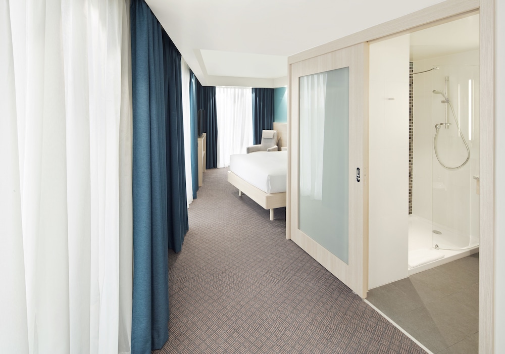 Hampton by Hilton London Excel