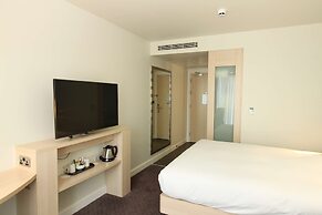 Hampton by Hilton London Excel
