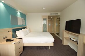Hampton by Hilton London Excel