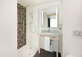 Hampton by Hilton London Excel