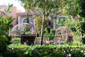 Meral Oasis Hotel Villas